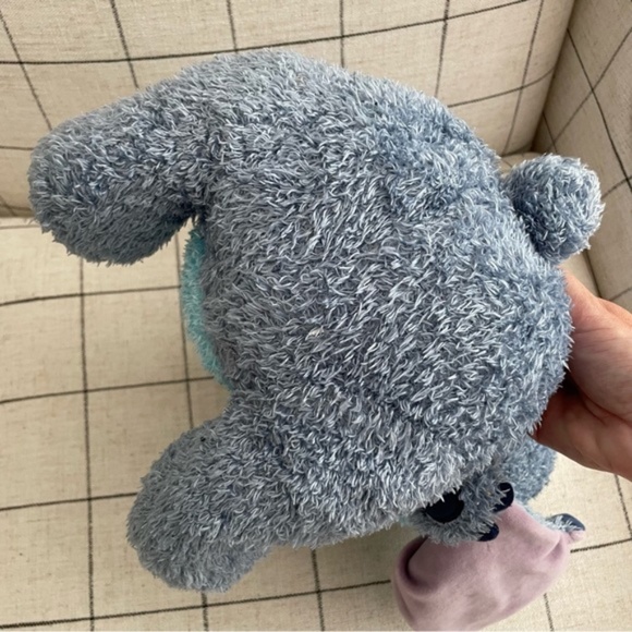 SOLD - Stitch Disney Parks Weighted Plush Medium 2.5 lbs Stuffy - Picture 6 of 7